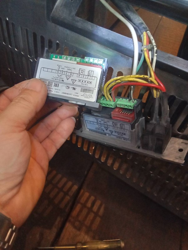 ซ่อมตู้เย็น